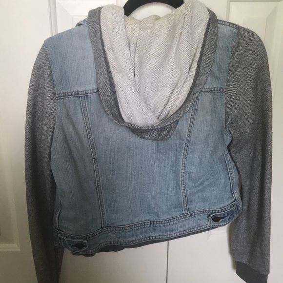 American eagle jean jacket - Picture 2 of 3